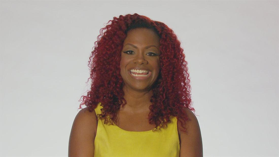 Celebrities Undercover Sneak Peek 103: Kandi Burruss Celebrities Undercover Sneak Peek 103: Kandi Burruss