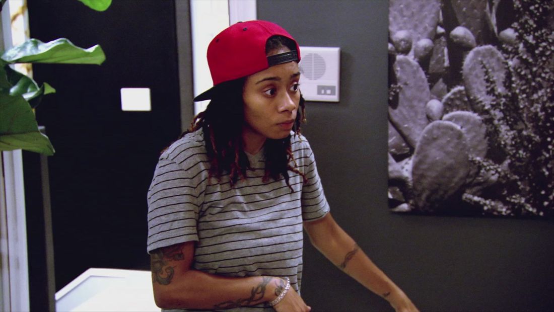 BGC Twisted Sisters Sneak Peek 1503: Let My Sister Talk! BGC Twisted Sisters Sneak Peek 1503: Let My Sister Talk!